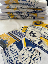 Load image into Gallery viewer, LUFC Away Day Sticker Print Tee
